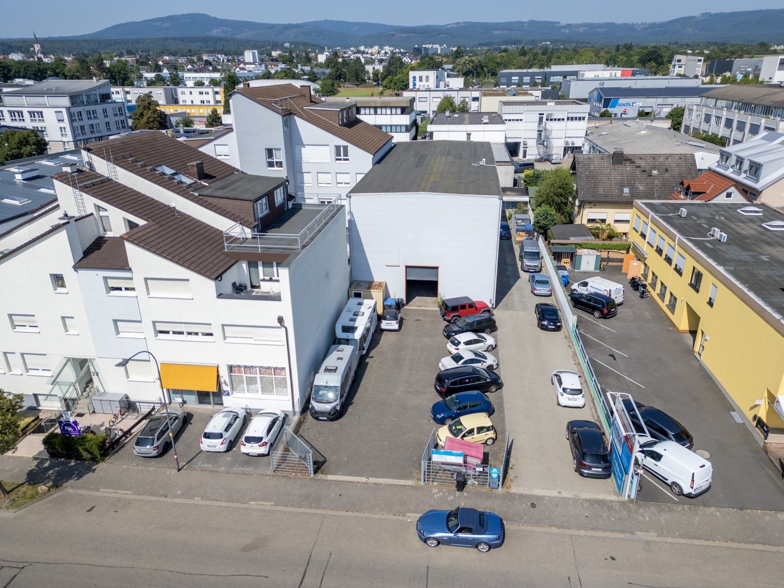 TOP! Produktion/Lager/Büro + Stellplätze