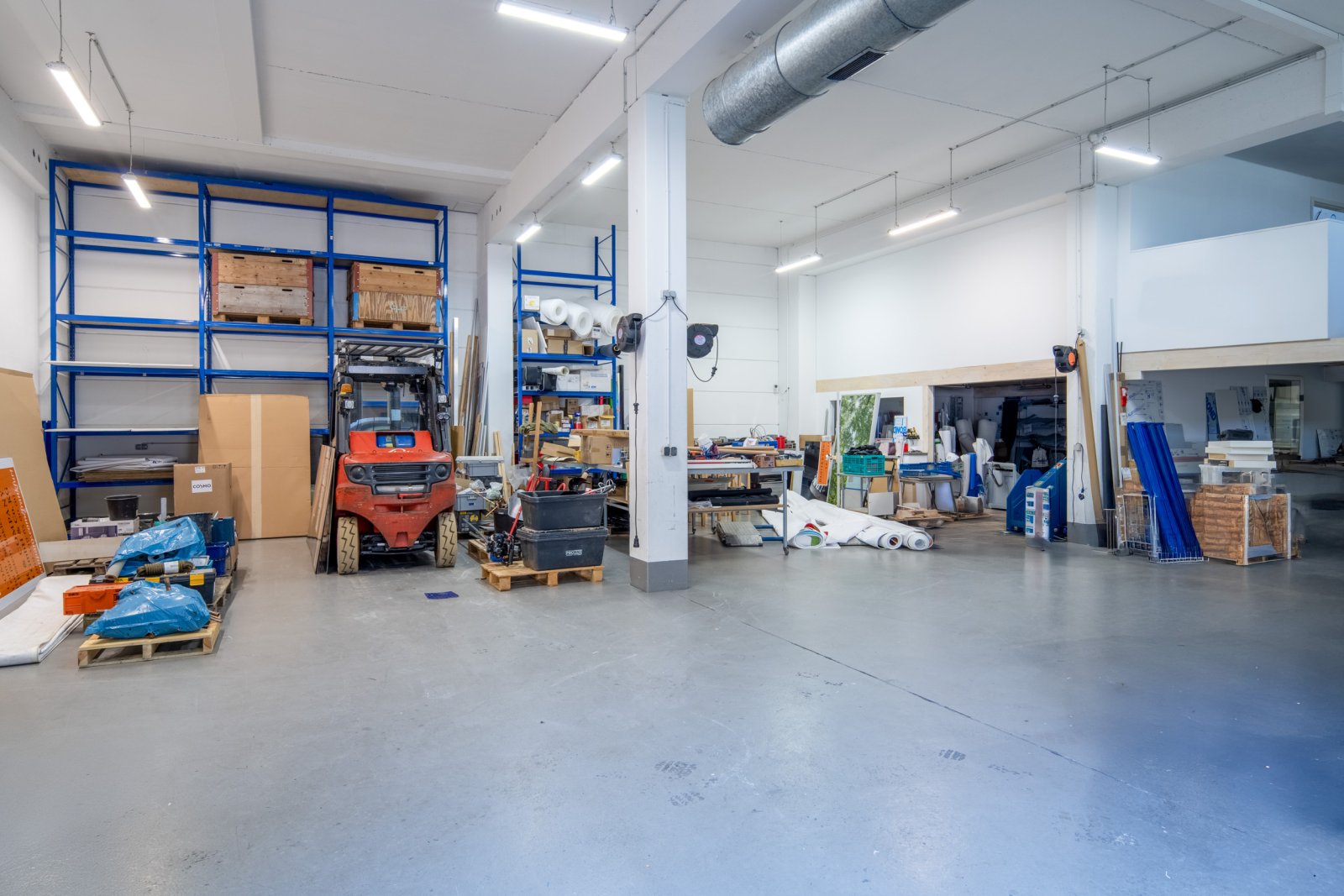 TOP! Produktion/Lager/Büro + Stellplätze