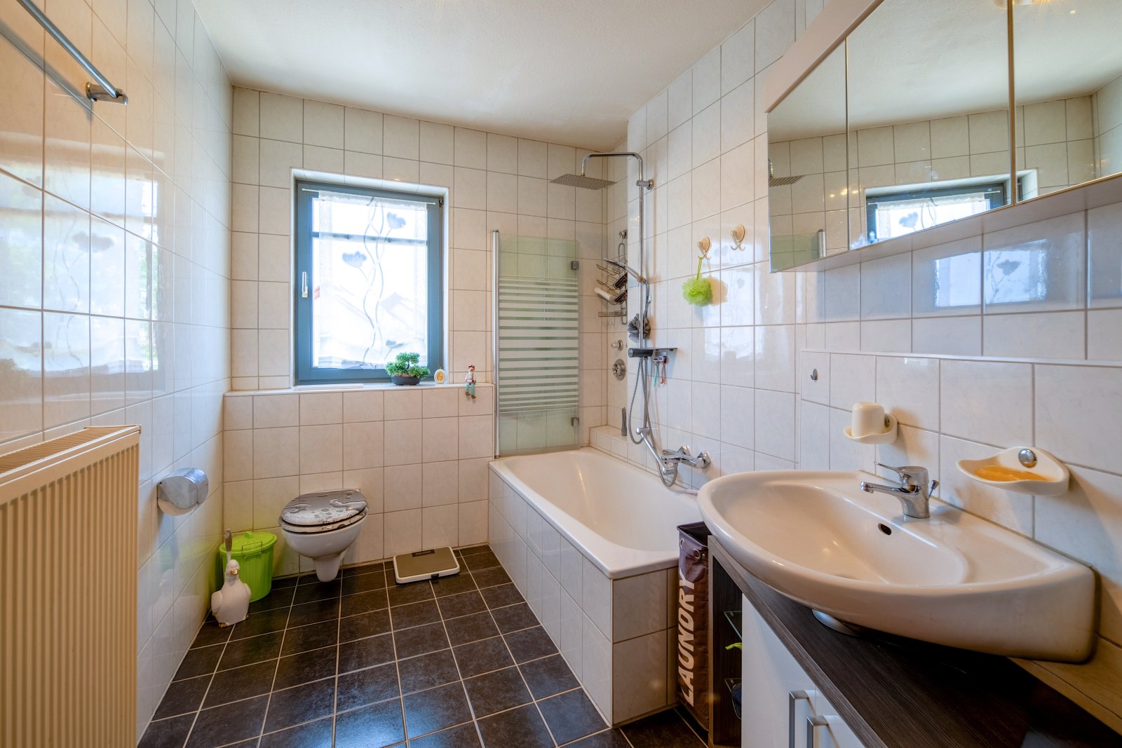 3-Zimmerwohnung*Loggia*Carport*2Bäder*EBK
