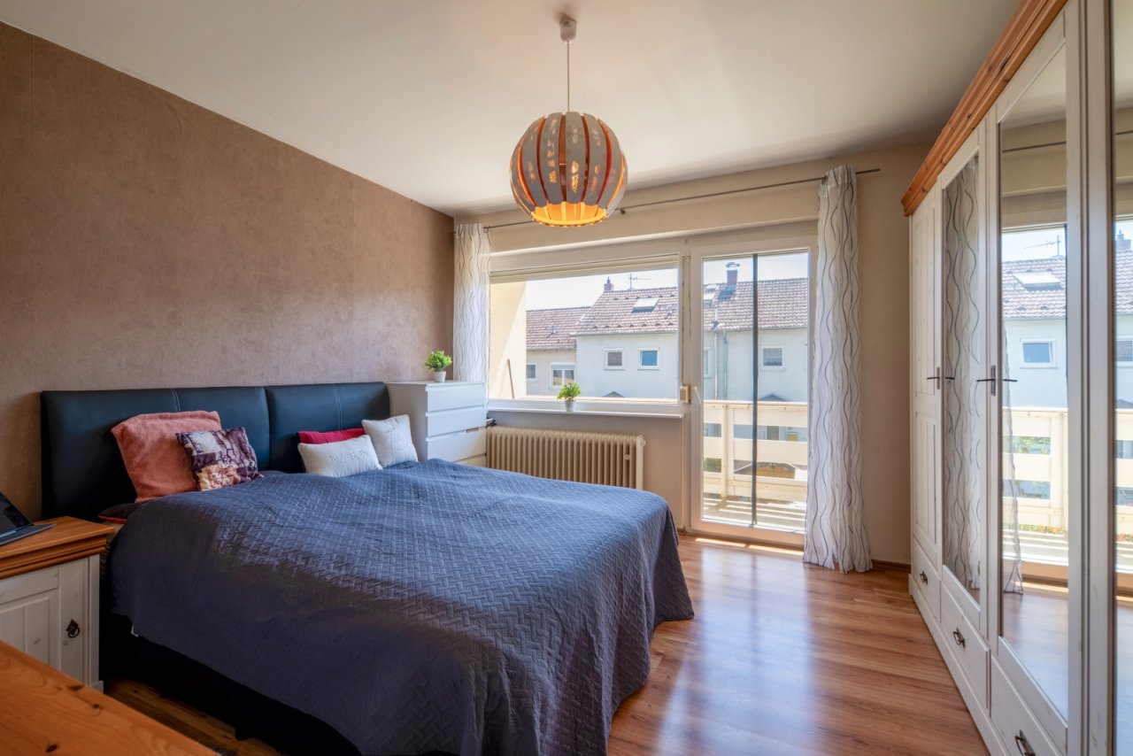 OG_Schlafzimmer mit Balkon